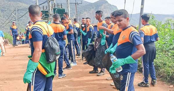 ශ්‍රී පාද පිවිසුම් මාර්ග පවිත්‍ර කරයි