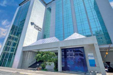 නේෂන්ස් ට්‍රස්ට් HSBC Sri Lanka පාරිභෝගික බැංකුකරණ මෙහෙයුම් පවරාගැනීම් සම්පූර්ණ කරයි
