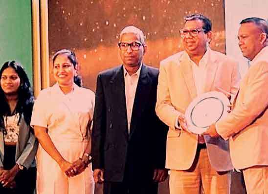 Daiki Axis ශ්‍රී ලංකා සමාගමට Green Business Leadership of Year සම්මානය