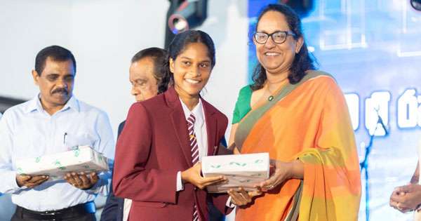 ගාල්ලට සෞන්දර්ය පාසලක්
