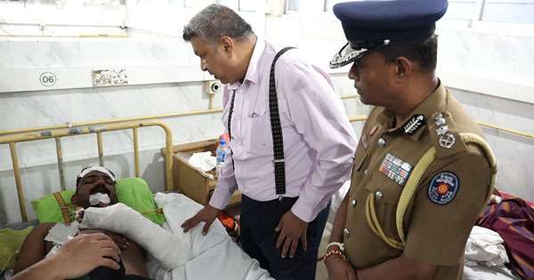 අධිකරණ ඇමැති බන්ධනාගාර නිලධාරින්ගේ සුවදුක් බලයි