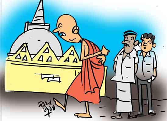 හාමුදුරුවෝ වඩම්මන්න ගිහින් ගමේ තිත්පොලෙන් පදමට ගහලා