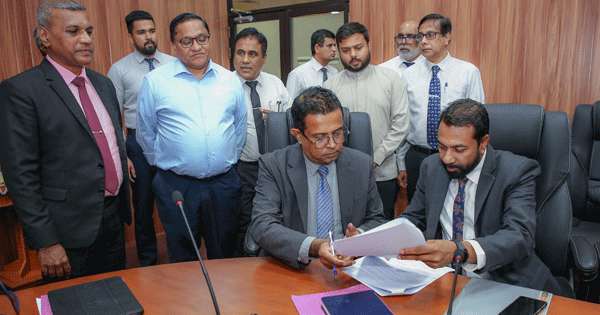 රට විරුවන්ට නිවාස ණය දෙන ගිවිසුමට අත්සන් කරයි