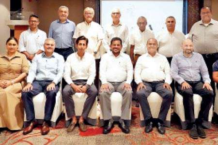 ඒකාබද්ධ ඇඟලු‍ම් සංගම් සංසදයේ 22 වැනි මහ සභාව පැවැත්වේ  - අභිනව සභාපති ෆීලික්ස් ප්‍රනාන්දු