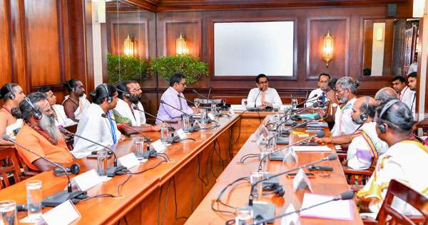 හින්දු පූජකවරු ජනපති ලේකම් හමුවෙති