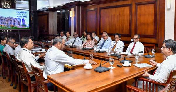 යාපනයට රේගු අපනයන මධ්‍යස්ථානයක්