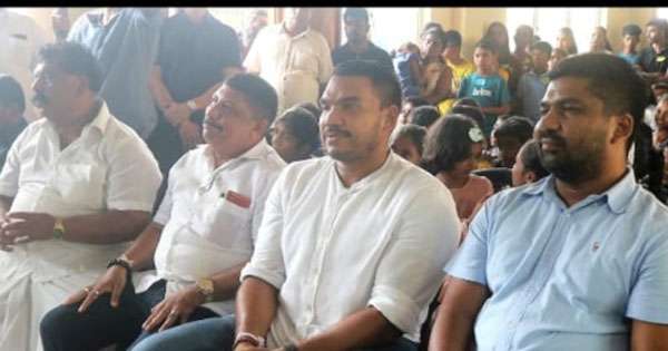 නාමල්ගේ ’’ආදරය’’ පාසල් හතරකට යයි