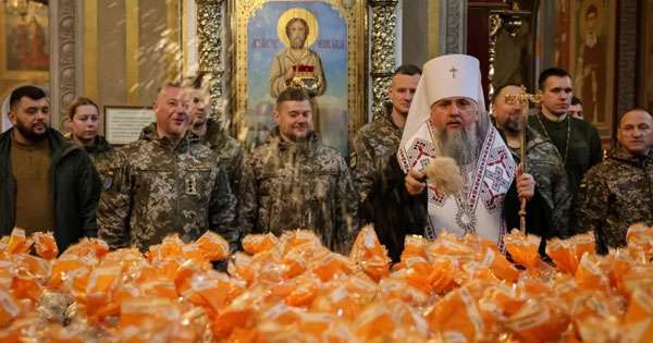 පුටින්ගෙන් යුක්රේනයට පැය 32ක සටන් විරාමයක්