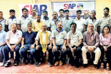 ශ්‍රී ලංකා මුද්‍රණකරුවන්ගේ සංගමය වවුනියාව දිස්ත්‍රික් මුද්‍රණකරුවන් අතර උපාය මාර්ගික සංසදයක්