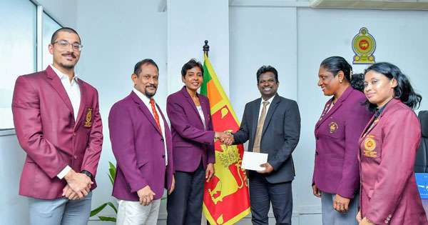 ඔලිම්පික්  ක්‍රීඩකයෝ රට නගන්න සල්ලි දෙති