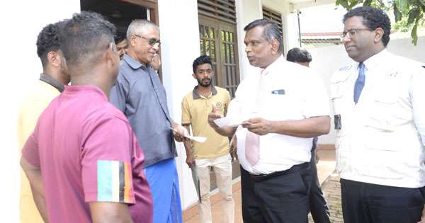 ඩෙංගු මඩින්න බොරලැස්ගමුවෙන් අලුත් වැඩක් අරඹයි