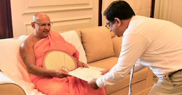 කැලණි සරසවි නව කුලපති නාරම්පරාවේ ආනන්ද අනුනාහිමි