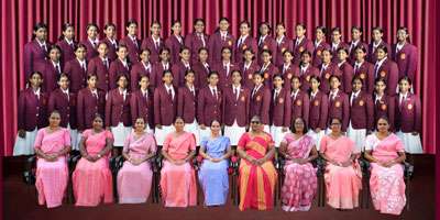 නුගේගොඩ සමුද්‍රදේවි බාලිකා කනිෂ්ඨ ශිෂ්‍ය නායිකාවන්ට නිල ලාංඡන පලදවයි