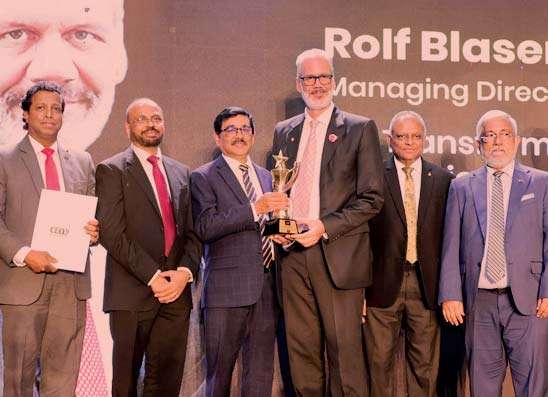 2025 වසරේ හොඳම ප්‍රධාන විධායක නිලධාරියා බවර් සමූහයේ රොල්ෆ් බ්ලාසර්