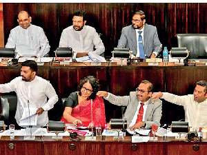 ආණ්ඩුව ජනවරම රකිනවාද?