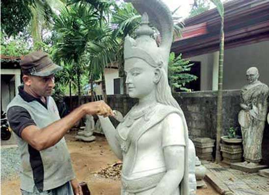 මල්වානේගම චිත්‍ර මූර්ති  කර්මාන්තය අර්බුදයක