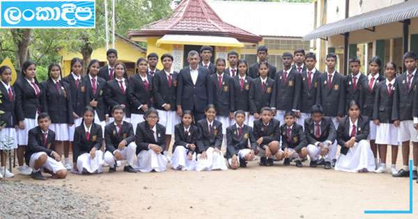 කිරිබමුණ විදුහලේ 40කට ශිෂ්‍ය නායක පදවි