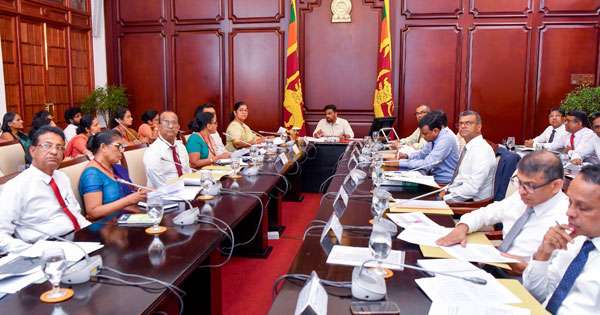 ගැබිණි මව් පෝෂණ දීමනාව හරි අධීක්ෂණයකින් කරන්න