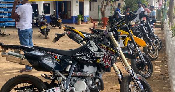 කෝටි තුනක තහනම් යතුරු පැදි කල්පිටියෙන් අල්ලයි