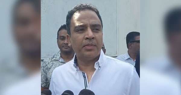 කතානායකගේ පෞද්ගලික ලේකම්ට විරුද්ධවත් අල්ලස් කොමිසමට පැමිණිල්ලක්