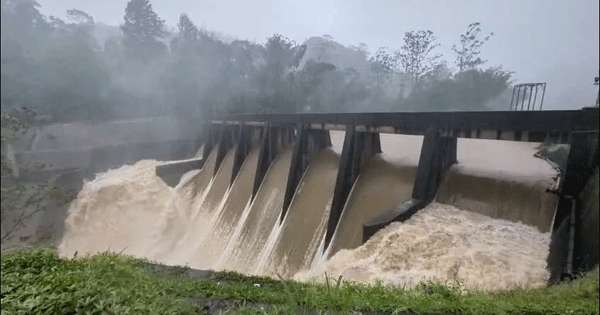 විමලසුරේද්‍ර වාන් දමයි:කැළණි ගඟ ජලමට්ටම ඉහළට