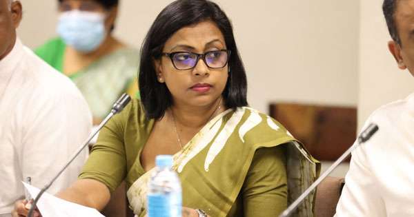 විදුහල්පති ස්ථාන මාරුවට මැතිසභා කමිටුවෙන් විසඳුමක්