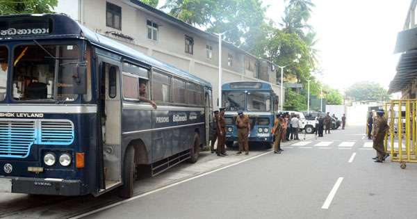 පාස්කු ප්‍රහාරයේ චෝදනා ලැබූ මවුලවිවරුන් විසිහතරෙන් පහළොවක් වැරදිකරුවන්