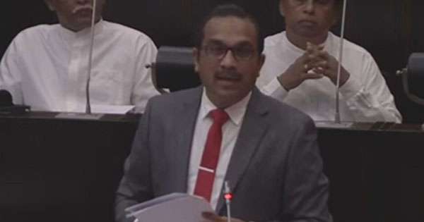 කිසිම වෘත්තිය සංවිධානයකට මන්ත්‍රීලා කැඳවන්න බලයක් නෑ