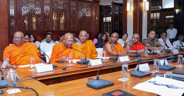 ලෝක බෞද්ධ සමුළුවට විදෙස් දූත කණ්ඩායම් 600ක් ලංකාවට