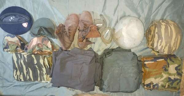 හිටපු සෙබළාගේ නිවෙසින් අවි ආයුද මතුවේ