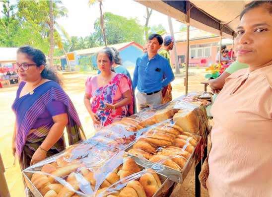 ස්වයංරැකියා වෙළෙඳ ප්‍රදර්ශනයක් කන්තලේදී