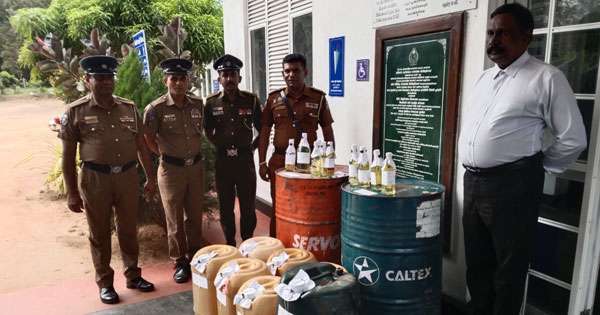 ඉන්ධන ලීටර් 604ක් සමග කඩේ මුදලාලි මාට්ටු