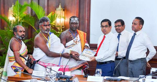 කඳුරට හින්දු පූජකවරු ජනපති කාර්යාලයට