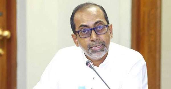 “මැතිසබේට තව බන්ධනාගාර බස් දෙකක්වත්  ඉස්සරහට ඕනෑ වේවි“