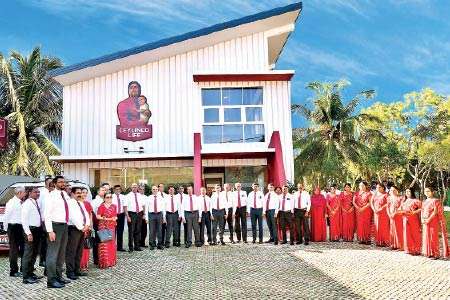 සෙලින්කෝ ලයිෆ් අම්බලන්තොට නගරයේ ප්‍රථම පරිසර හිතකාමී රක්ෂණ ශාඛාව විවෘත කරයි