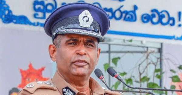 පොලිසියේ පුටු බාගෙට බාගයක් හිස්