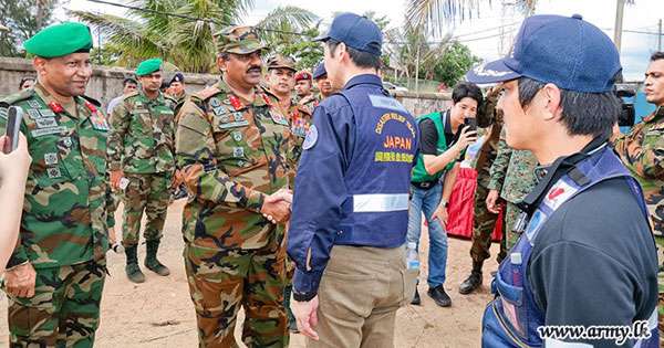 හලාවත ආපදා බලන්න යුද හමුදාපති යයි
