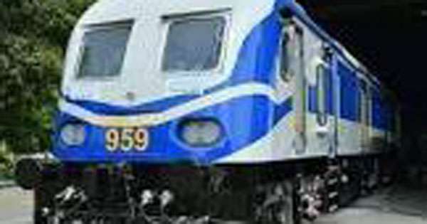 නැගෙනහිර දුම්රිය ගමන් නවතී