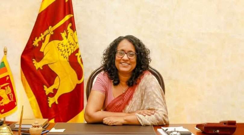 අගමැතිනිය ලන්ඩන් යයි