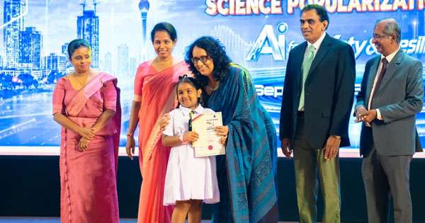 ලෝකෙට තාක්ෂණික දැනුම දෙන ජාතියක් හදනවා