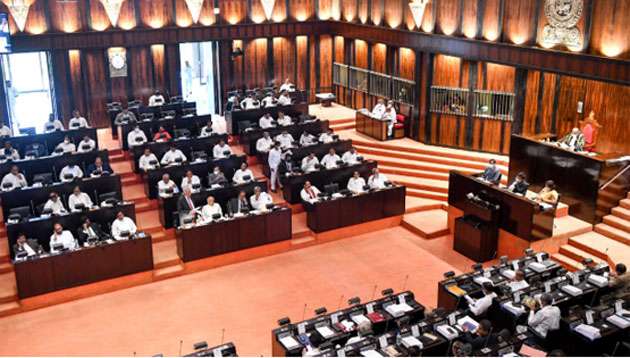 විසි දෙක විවාදය ඇරඹෙයි