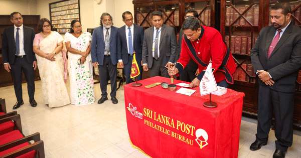 පාර්ලිමේන්තු මන්ත්‍රීන්ට අලුත් මුද්දර දෙකක්
