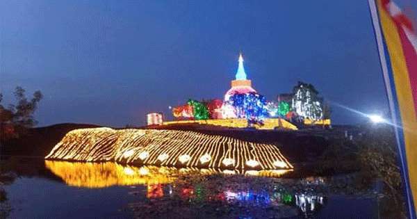 තන්තිරිමලේ හැඩ කරන ‘‘ලංකාදීප‘‘ පොසෙන් ආලෝක පූජාව අද සිට