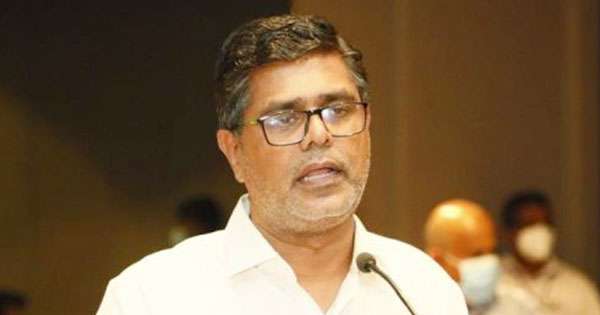 ආණ්ඩුව හදිසි නීතියෙන් මාධ්‍ය නිදහස උදුරන්න හදනවා