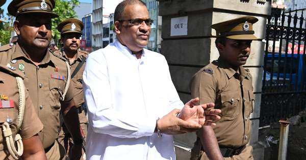ඥානසාර හිමි අධිකරණයට