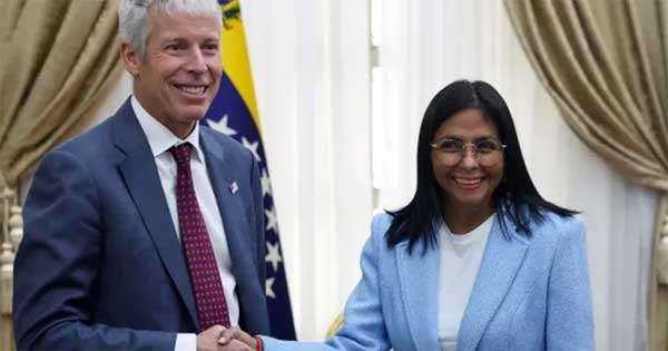 ඇමෙරිකා බලශක්ති ලේකම් වෙනිසියුලාවේ