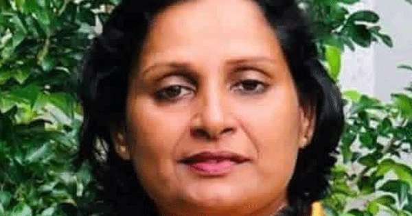 වොලිබෝලි විනිසුරුවරිය අනතුරින් මරුට