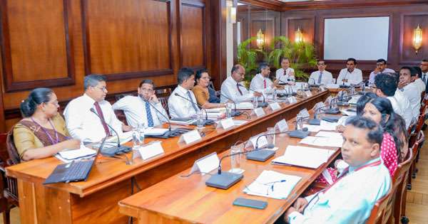 මහනුවර - නුවරඑළිය නැවත පදිංචි වැඩ මසකින් නිම කරන්න