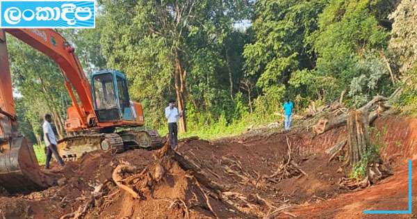 පස් ජාවාරම් කළ පැන්ෂන් ගිය ග්‍රාමයා මාට්ටු