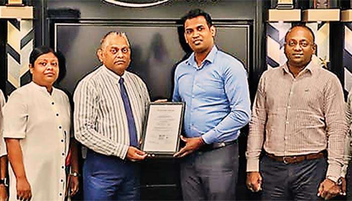 ‘ලීමා ක්‍රියේෂන්ස්’ දොම්පේ කර්මාන්ත ආයතනයට පරිසර හිතකාමී සම්මානයක්